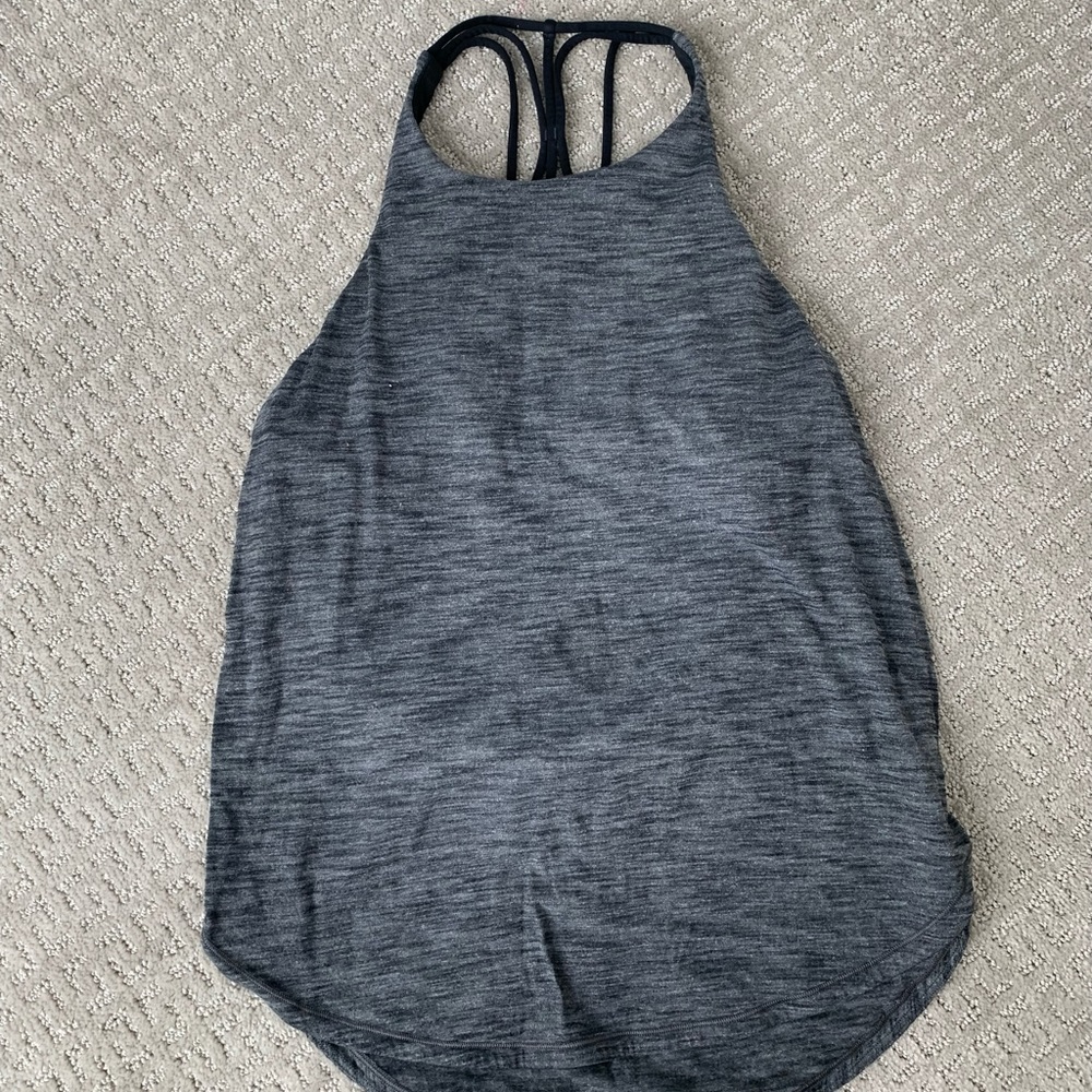 Lululemon workout top with built in sports bra - Picture 1 of 2